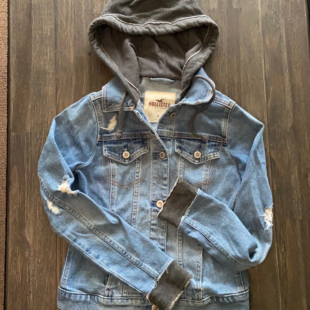 ☀️Hollister Jean Jacket☀️